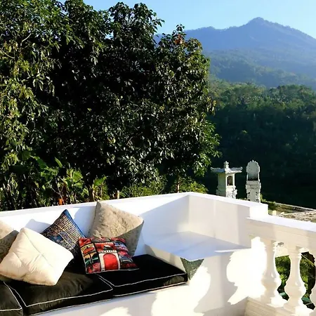 Pondok Plantation Luxury Mountain Escape Bedugul